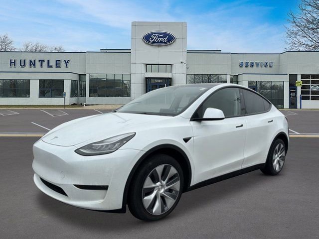 Used 2023 Tesla Model Y Long Range AWD/4WD image 1