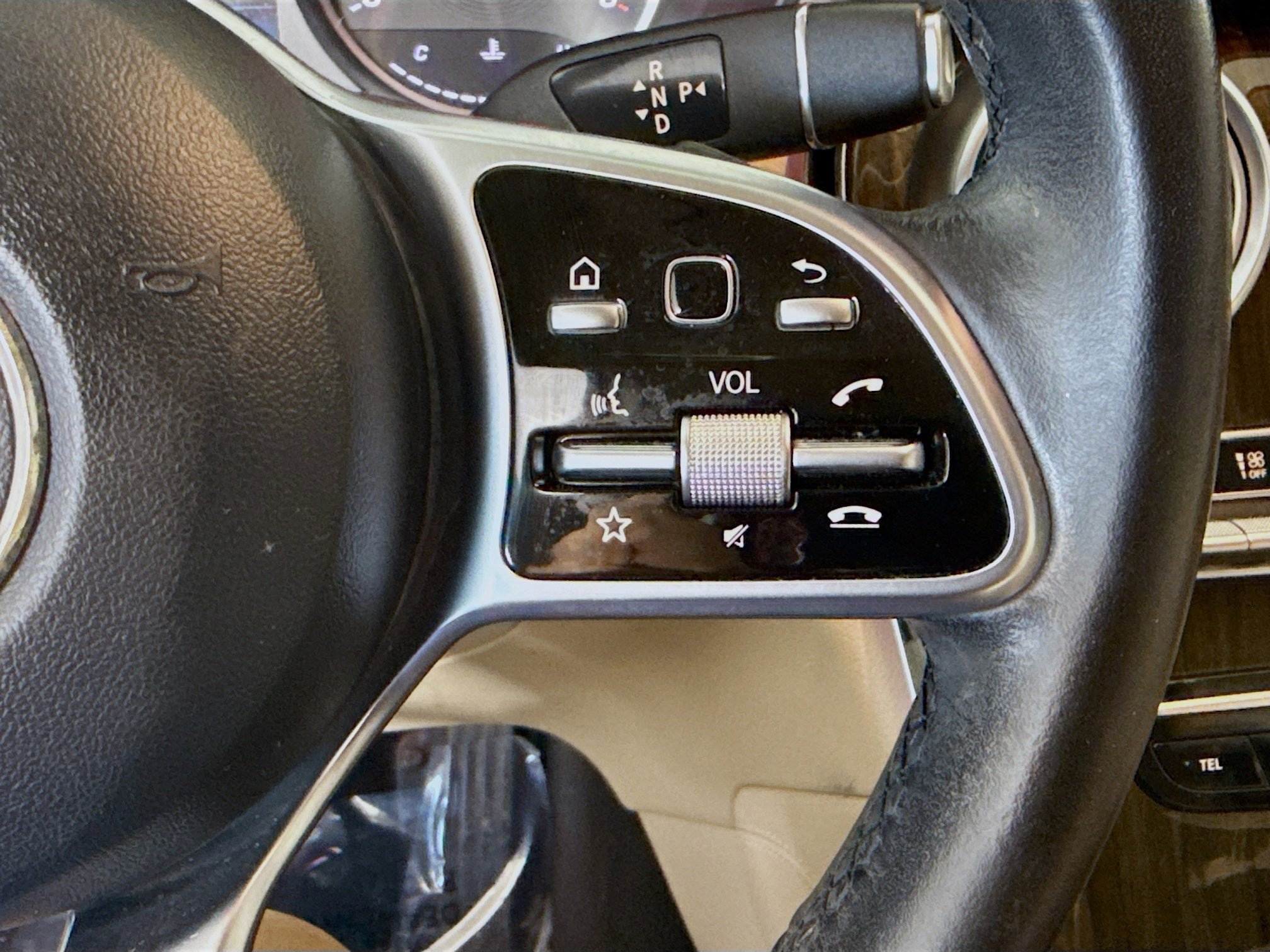 Used 2021 Mercedes-Benz GLC 300 image 15