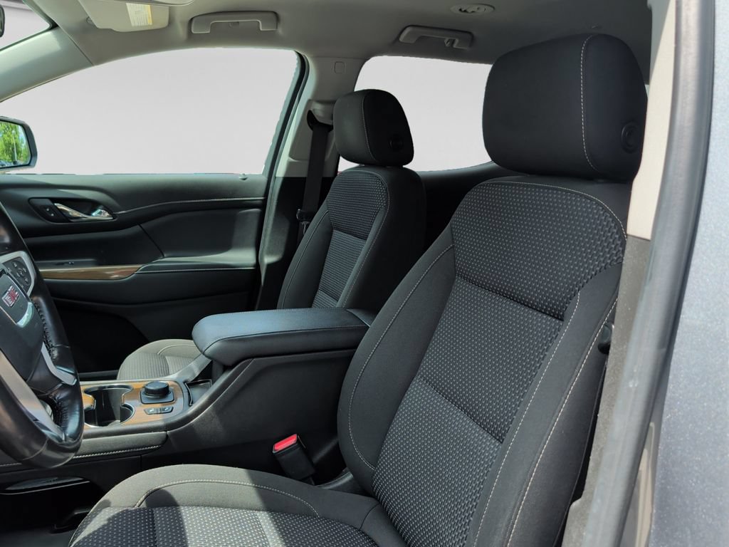 Used 2020 GMC Acadia SLE w/ Driver Convenience Package AWD/4WD image 17