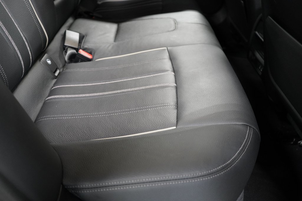 Used 2023 BMW M550i xDrive w/ Executive Package AWD/4WD image 26