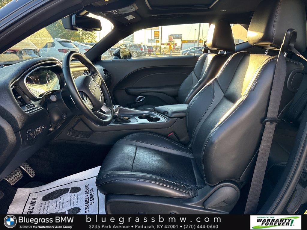 Used 2017 Dodge Challenger GT w/ Driver Convenience Group AWD/4WD image 9