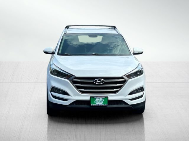 Used 2017 Hyundai Tucson SE Plus AWD/4WD image 2
