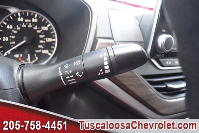 Used 2024 Nissan Altima 2.5 SV FWD image 29