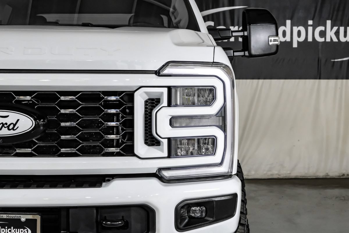 Used 2026 Ford F350 Lariat AWD/4WD image 42