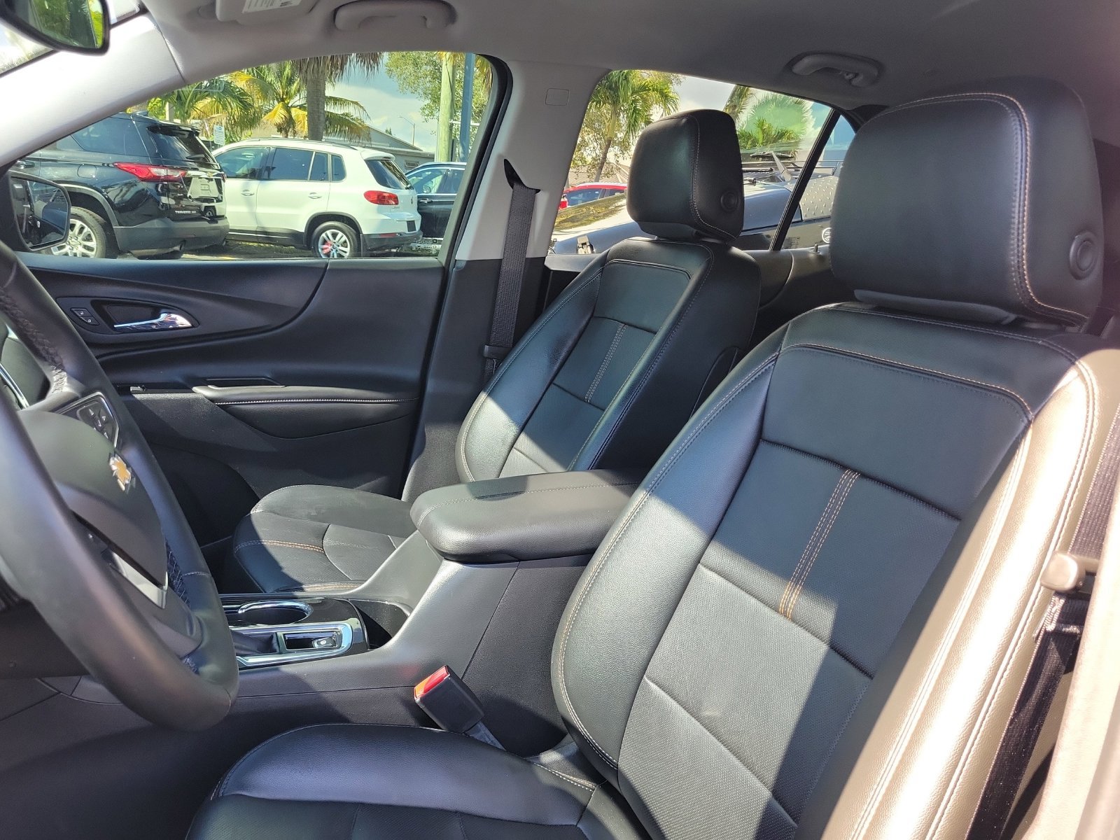 Used 2024 Chevrolet Equinox Premier FWD image 11