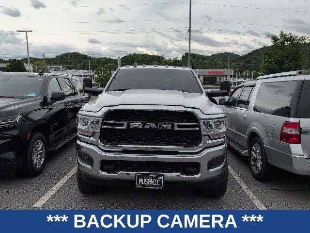 Used 2021 RAM 3500 Tradesman w/ Chrome Appearance Group AWD/4WD image 3