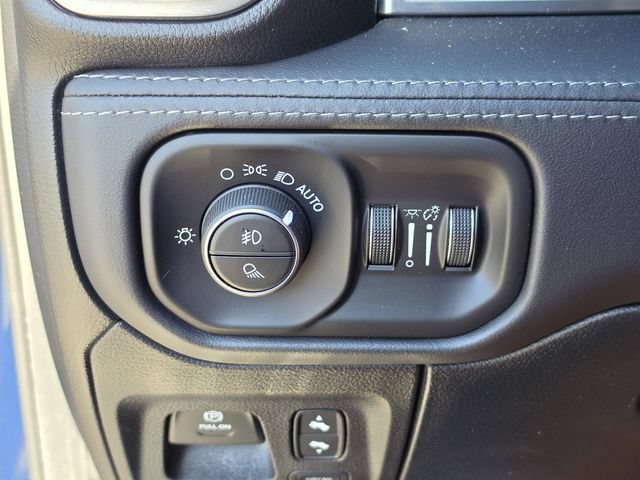 Used 2021 RAM 1500 Limited w/ Advanced Safety Group AWD/4WD image 30