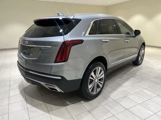Used 2024 Cadillac XT5 Premium Luxury w/ Technology Package FWD image 5