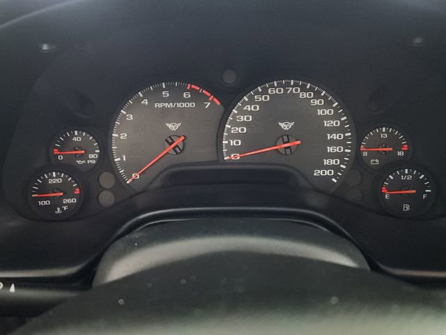 Used 2004 Chevrolet Corvette Base w/ Preferred Equipment Group image 36