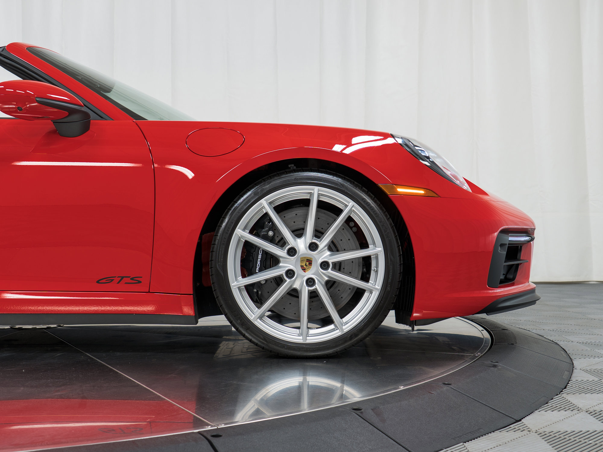 Certified 2024 Porsche 911 Carrera GTS image 11
