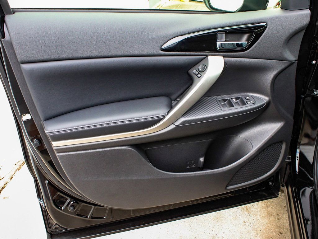 New 2026 Mitsubishi Eclipse Cross SE image 8