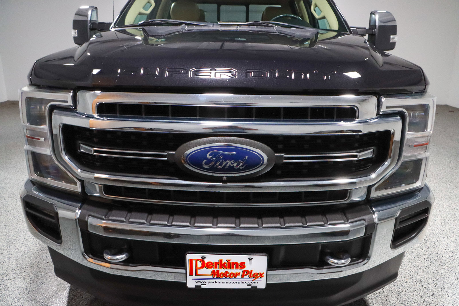 Used 2020 Ford F250 Lariat w/ Lariat Ultimate Package image 4