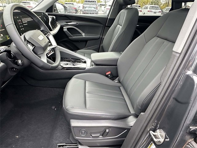New 2025 Audi Q5 Premium image 9