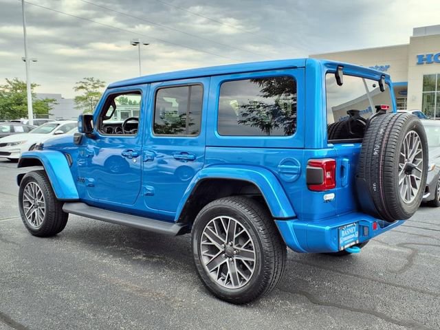 Used 2022 Jeep Wrangler Unlimited Sahara image 7
