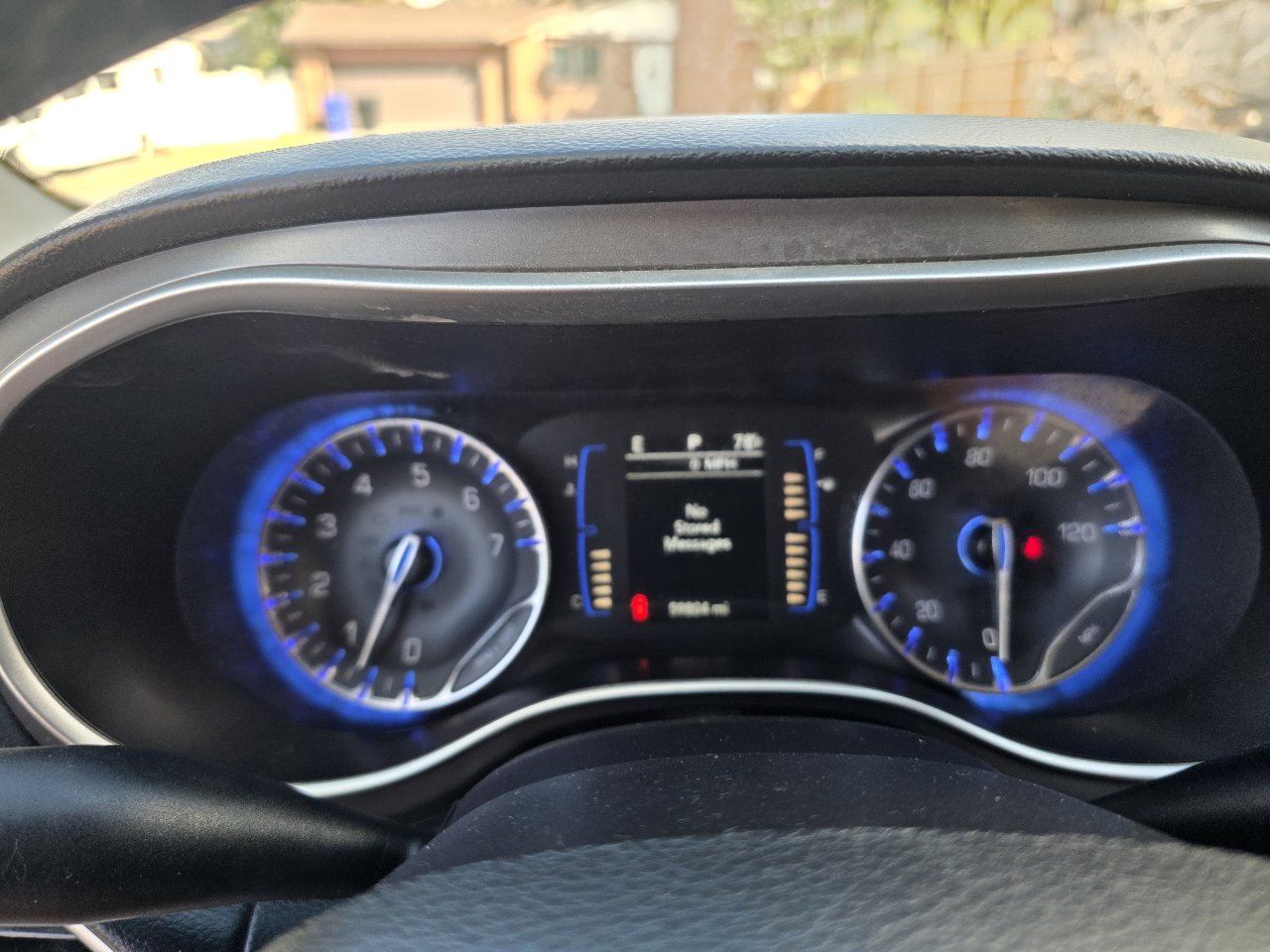 Used 2020 Chrysler Pacifica Touring-L w/ Tire & Wheel Group image 11