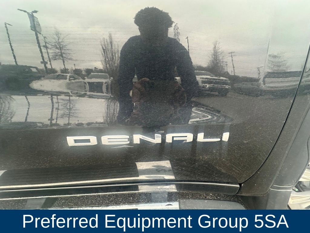 Used 2024 GMC Sierra 1500 Denali w/ Technology Package image 3