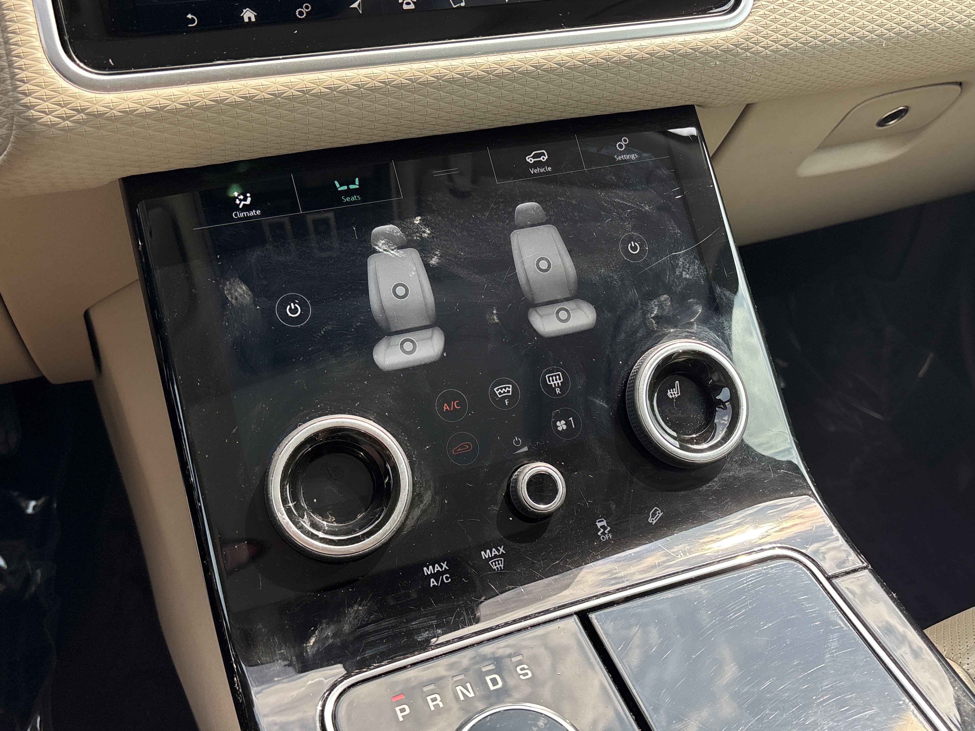 Used 2020 Land Rover Range Rover Velar S AWD/4WD image 24
