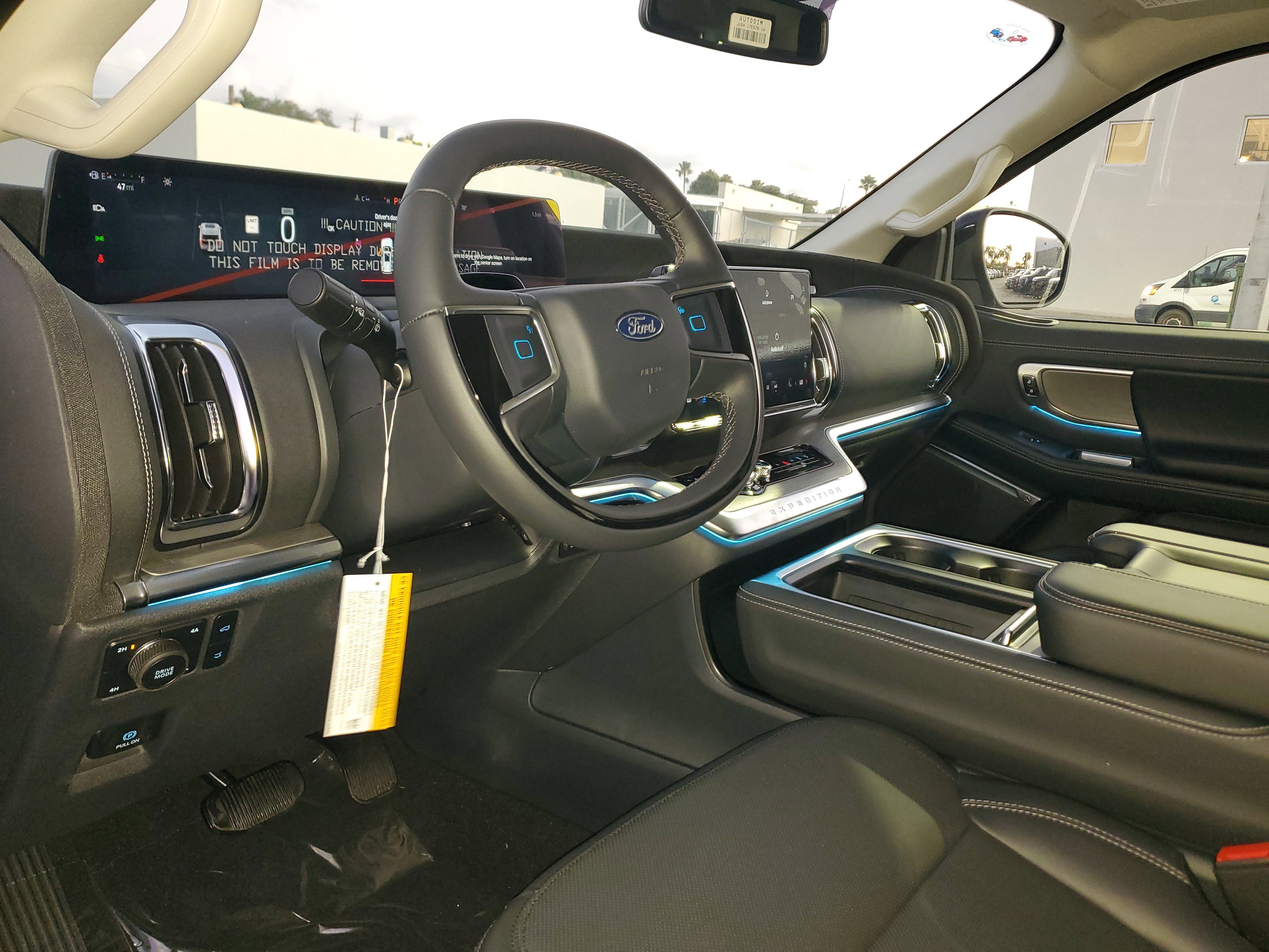 New 2025 Ford Expedition Max Platinum w/ Driver's Package image 9