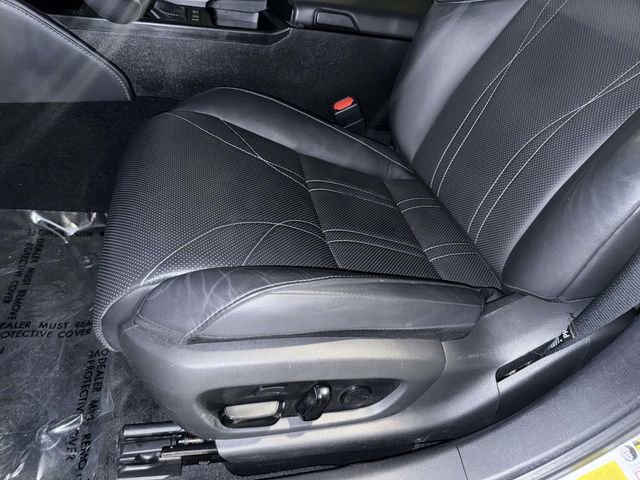 Certified 2021 Lexus ES 300h w/ Accessory Package image 3