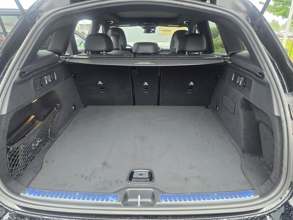 New 2026 Mercedes-Benz GLC 300 4MATIC image 11