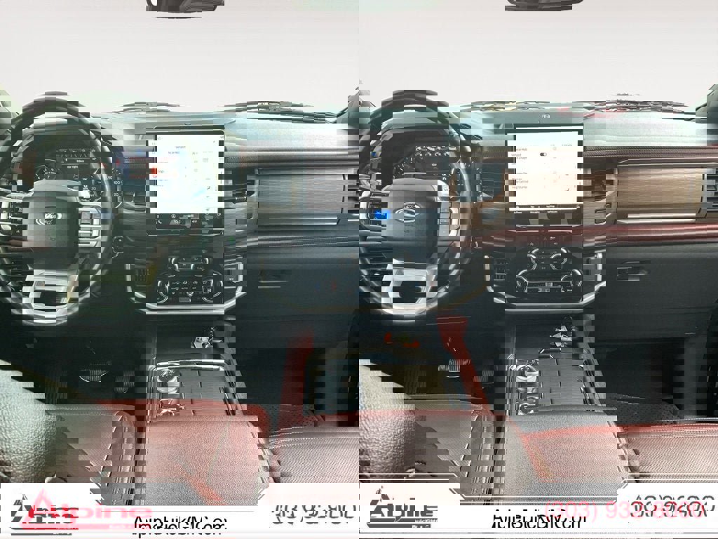 Used 2024 Ford Expedition Limited image 10