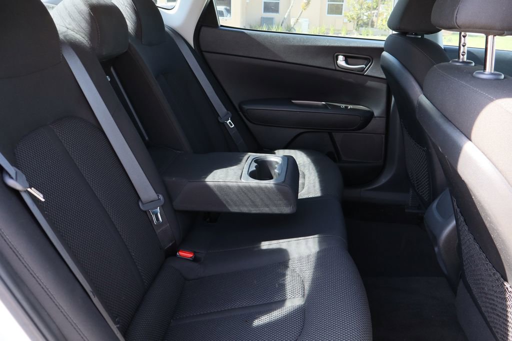 Used 2019 Kia Optima LX FWD image 25