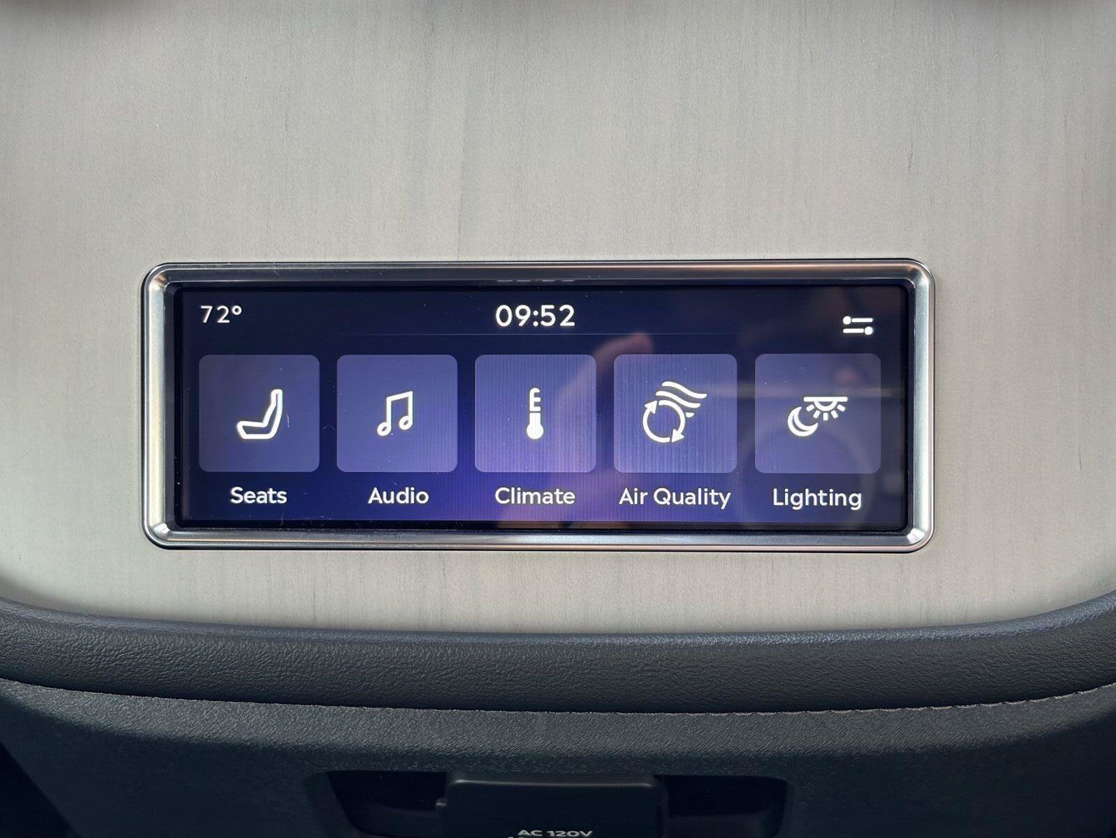 New 2027 Lincoln Navigator L Reserve w/ Jet Appearance Package AWD/4WD image 9
