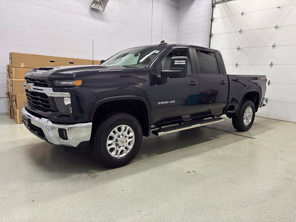 Certified 2024 Chevrolet Silverado 3500 LT w/ Convenience Package AWD/4WD image 9