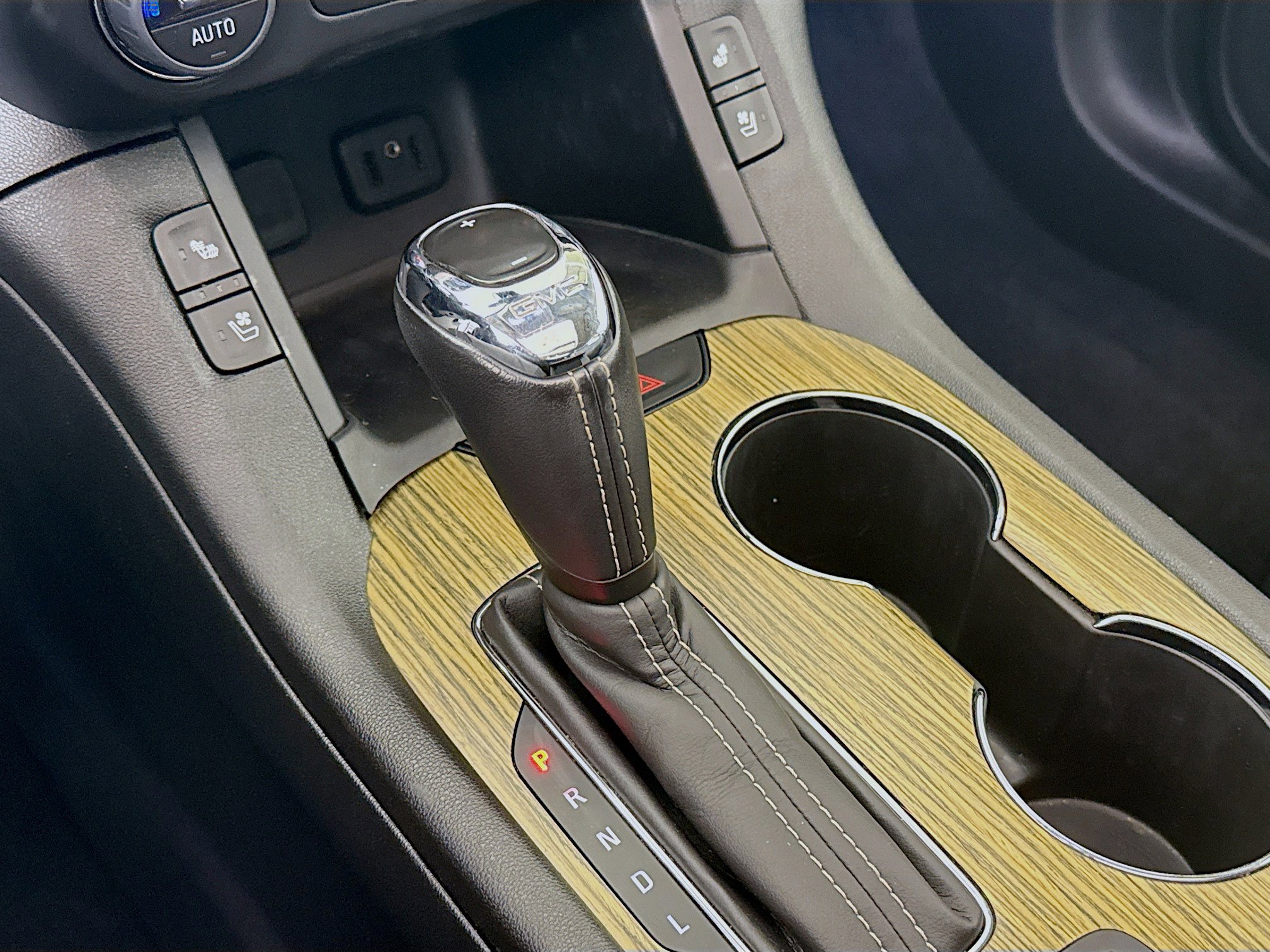 Used 2019 GMC Acadia Denali w/ Technology Package image 19