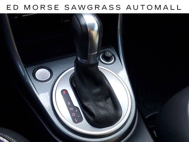 Used 2019 Volkswagen Beetle 2.0T SE image 26