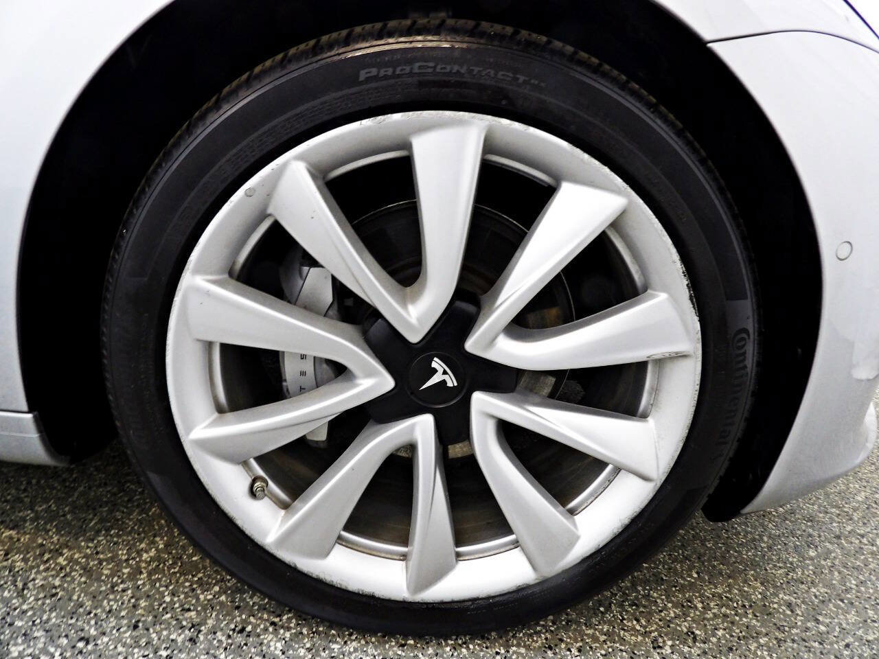 Used 2018 Tesla Model 3 Long Range image 20