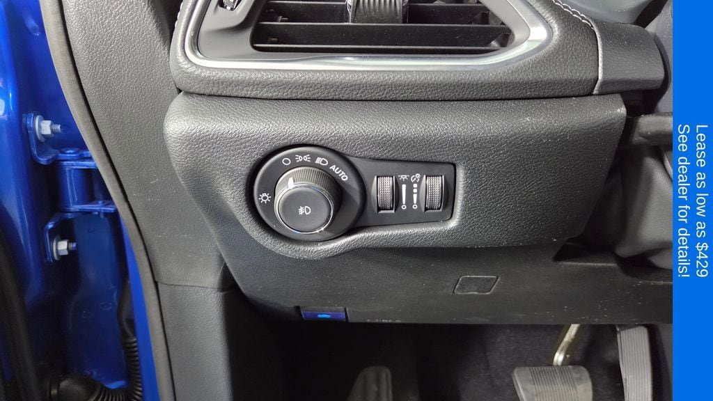 New 2026 Chrysler Pacifica Limited FWD image 19