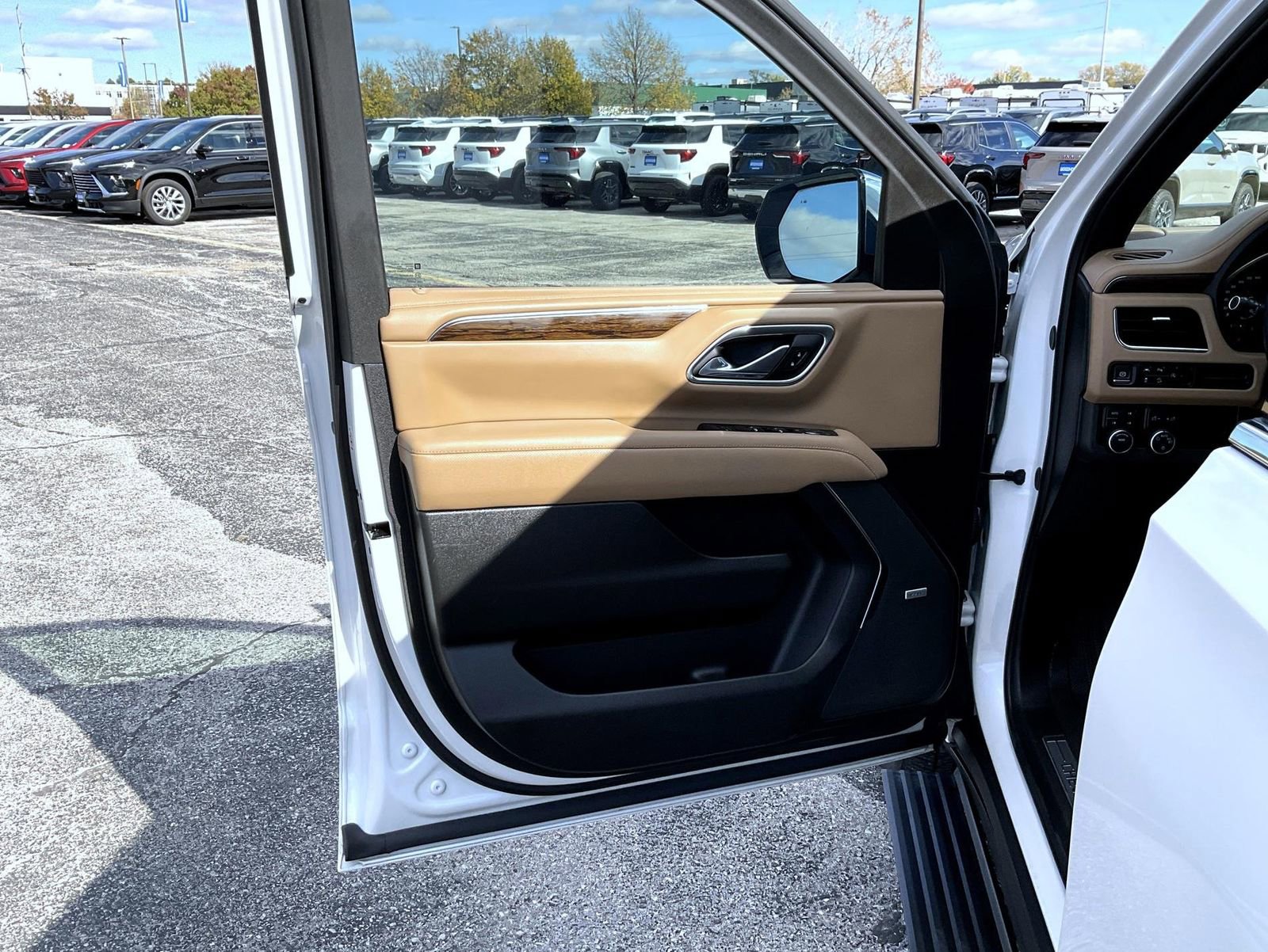 Certified 2023 Chevrolet Tahoe Premier image 9