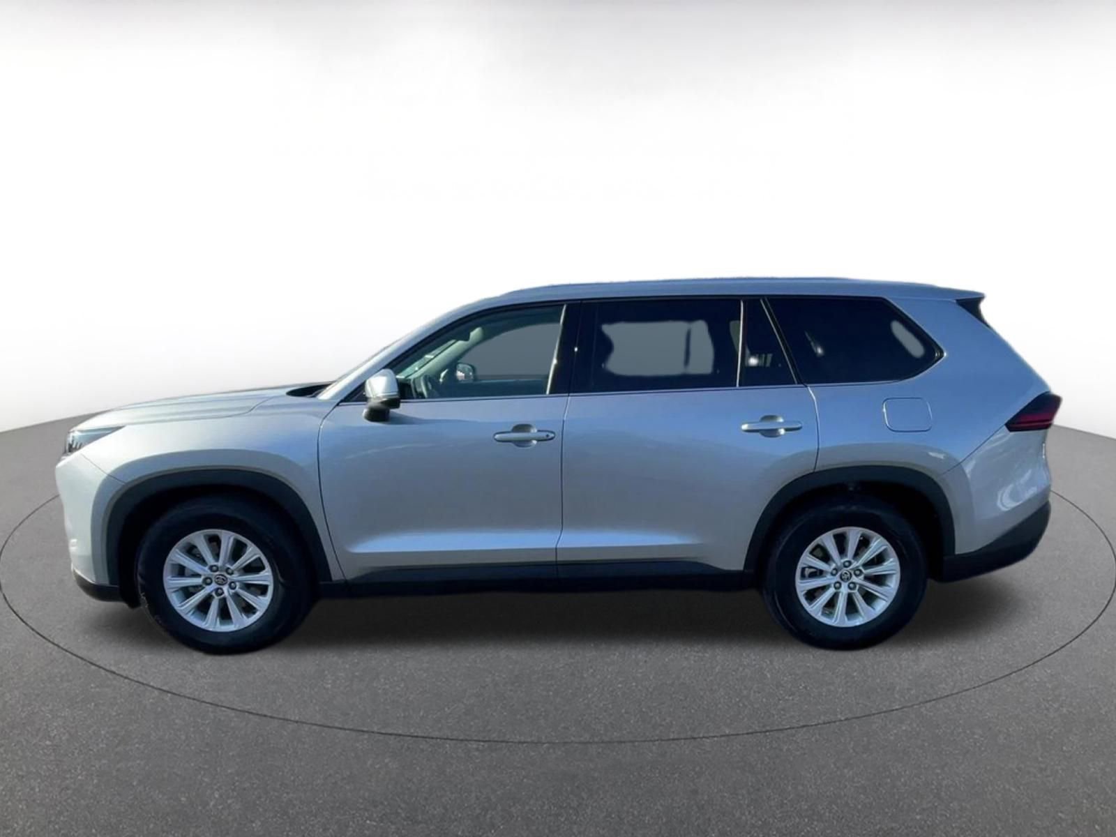 Used 2025 Toyota Grand Highlander FWD image 9