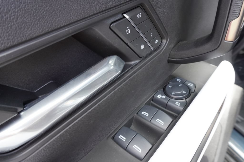 New 2025 GMC Hummer EV 2X AWD/4WD image 17