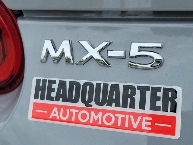 Certified 2025 MAZDA MX-5 Miata Club RWD image 7