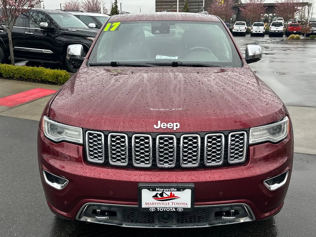 Used 2017 Jeep Grand Cherokee Overland w/ Jeep Active Safety Group image 8
