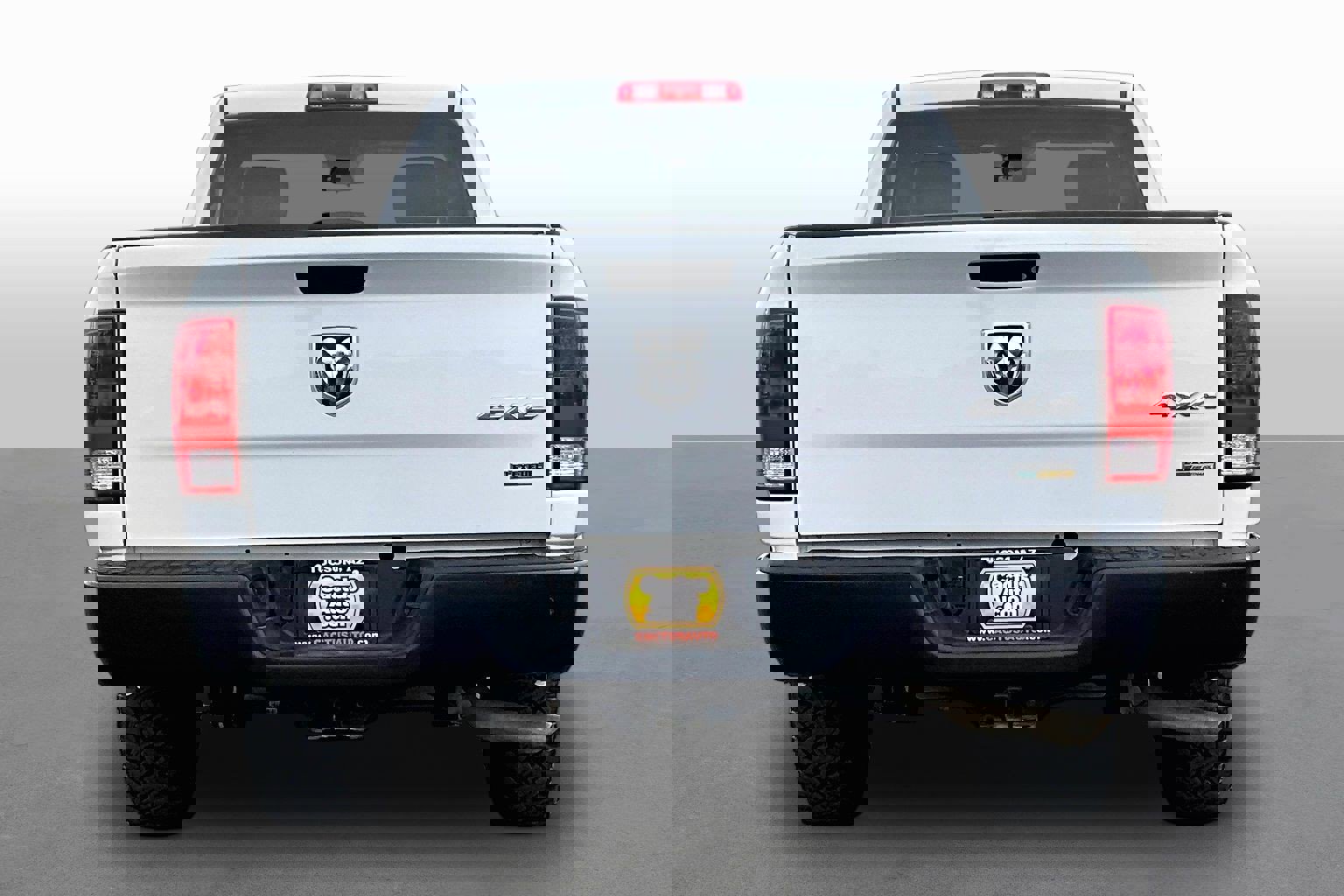 Used 2017 RAM 1500 Tradesman w/ Power & Remote Entry Group image 4