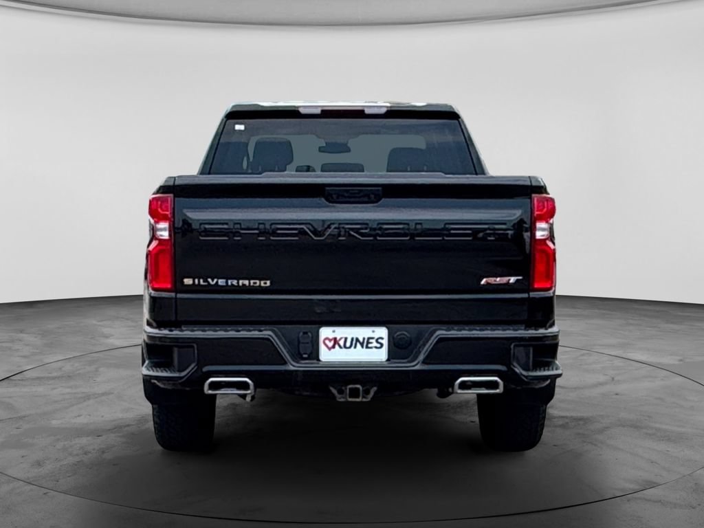 Used 2024 Chevrolet Silverado 1500 RST AWD/4WD image 9