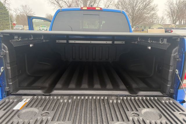 Used 2024 Nissan Frontier PRO-4X w/ Pro Convenience Package image 11