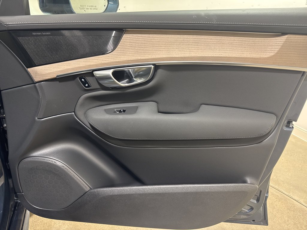 New 2026 Volvo XC90 B6 Plus w/ Protection Package AWD/4WD image 27