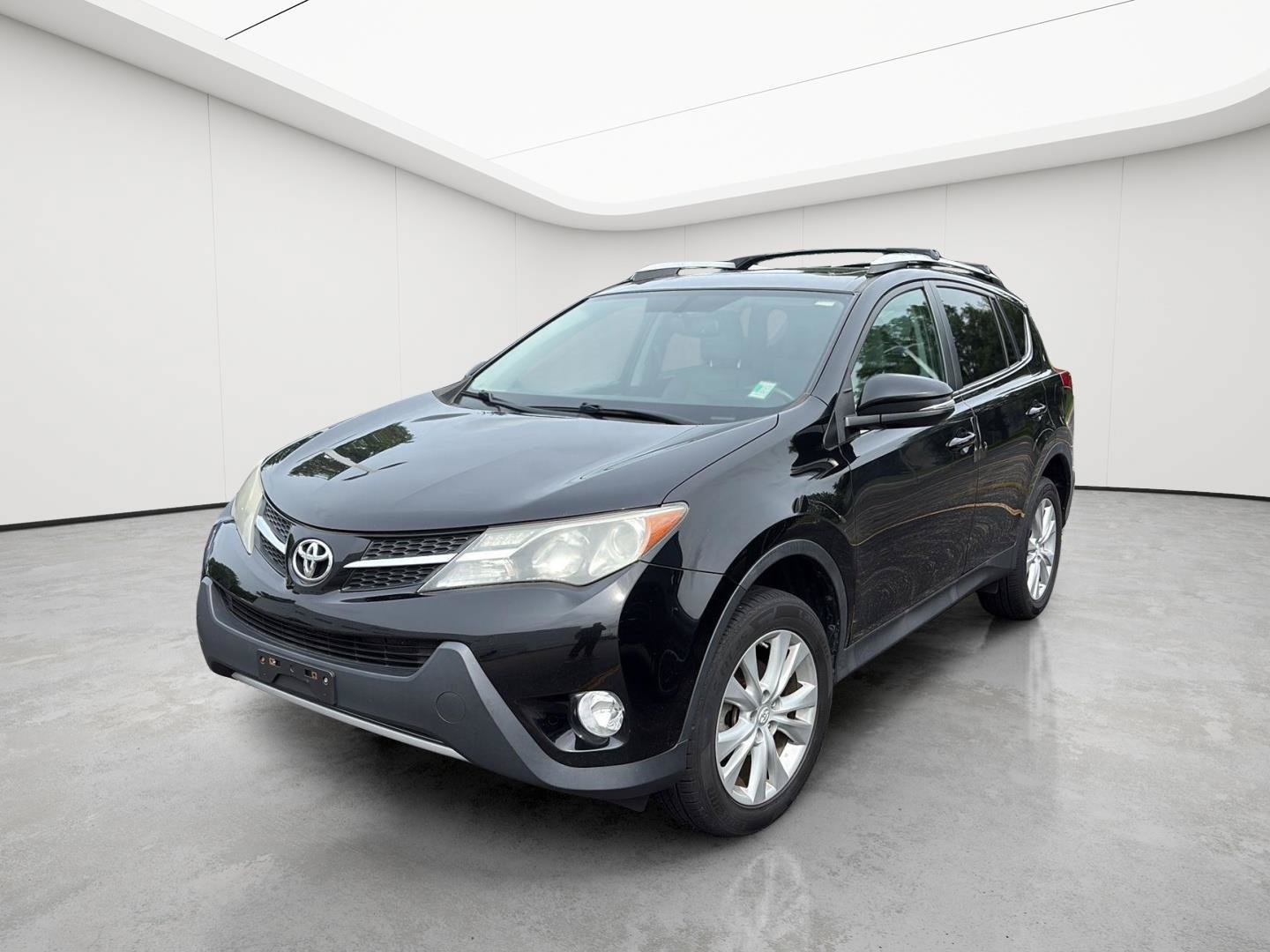 Used 2014 Toyota RAV4 Limited AWD/4WD image 3