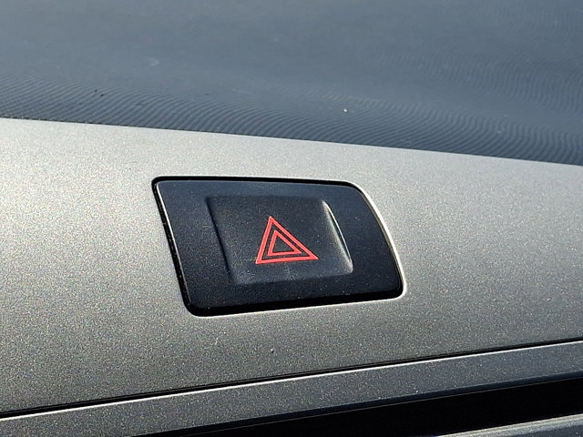 Used 2011 Toyota Matrix FWD image 23