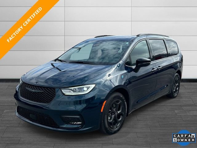 Used 2025 Chrysler Pacifica Premium FWD image 8