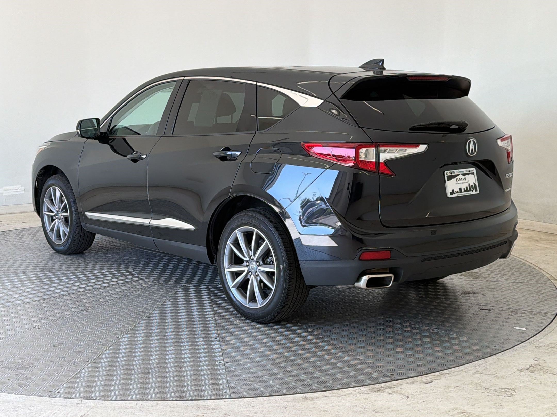Used 2022 Acura RDX AWD w/ Technology Package image 3