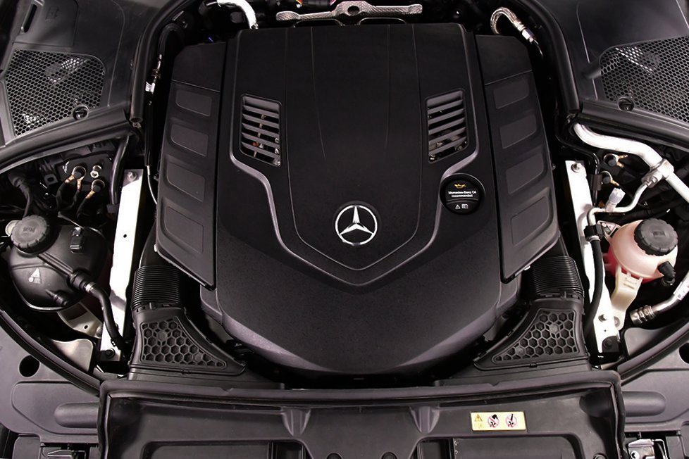 Used 2025 Mercedes-Benz S 580 4MATIC Sedan image 32