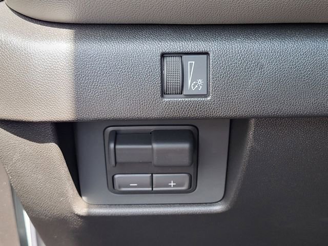 Used 2026 Chevrolet Colorado ZR2 image 21