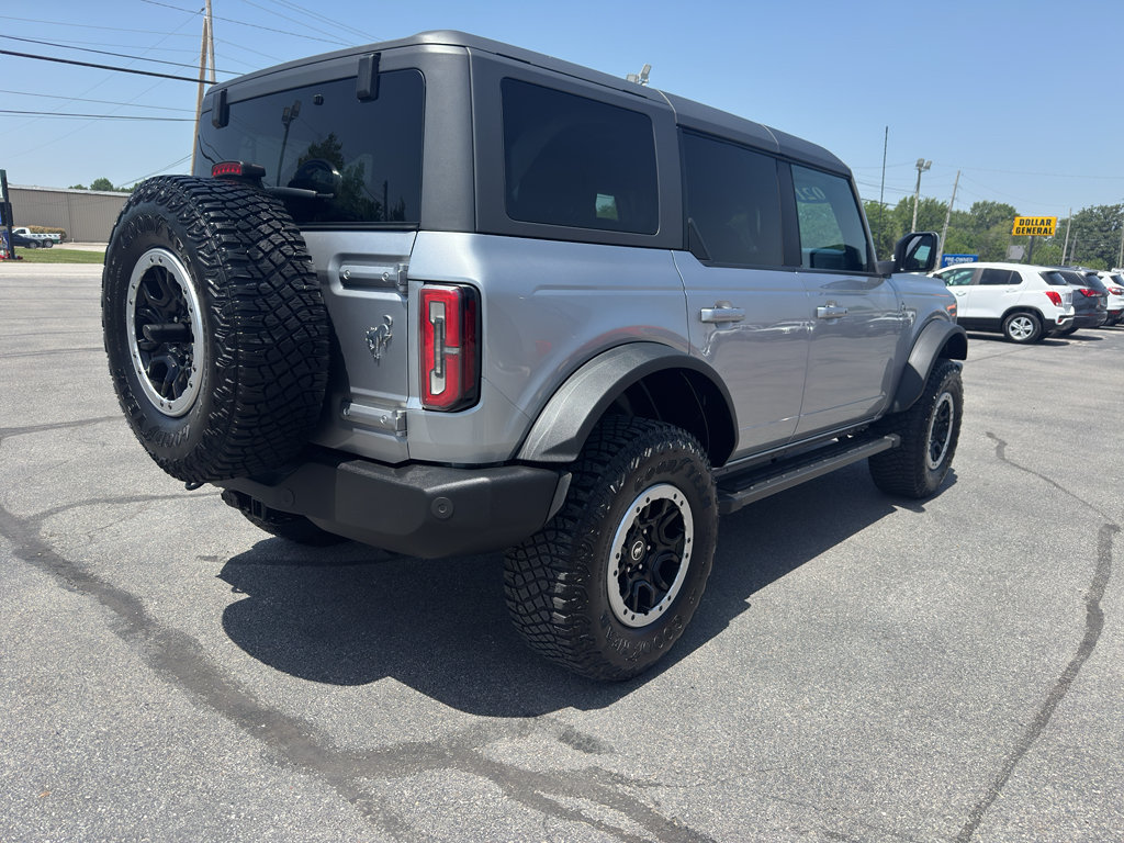 Used 2021 Ford Bronco Outer Banks w/ Sasquatch Package AWD/4WD image 6