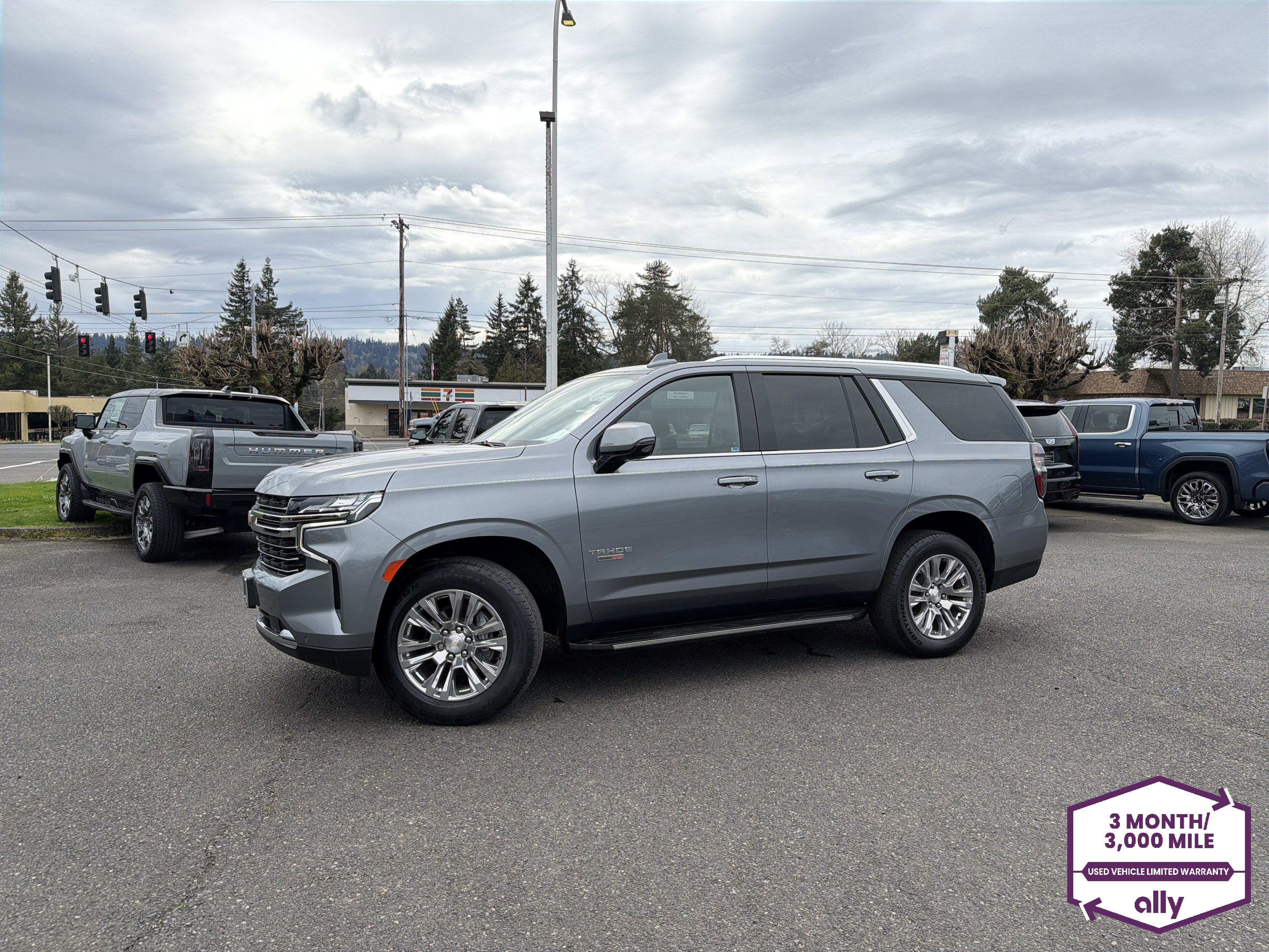 Used 2022 Chevrolet Tahoe LT w/ Luxury Package image 1