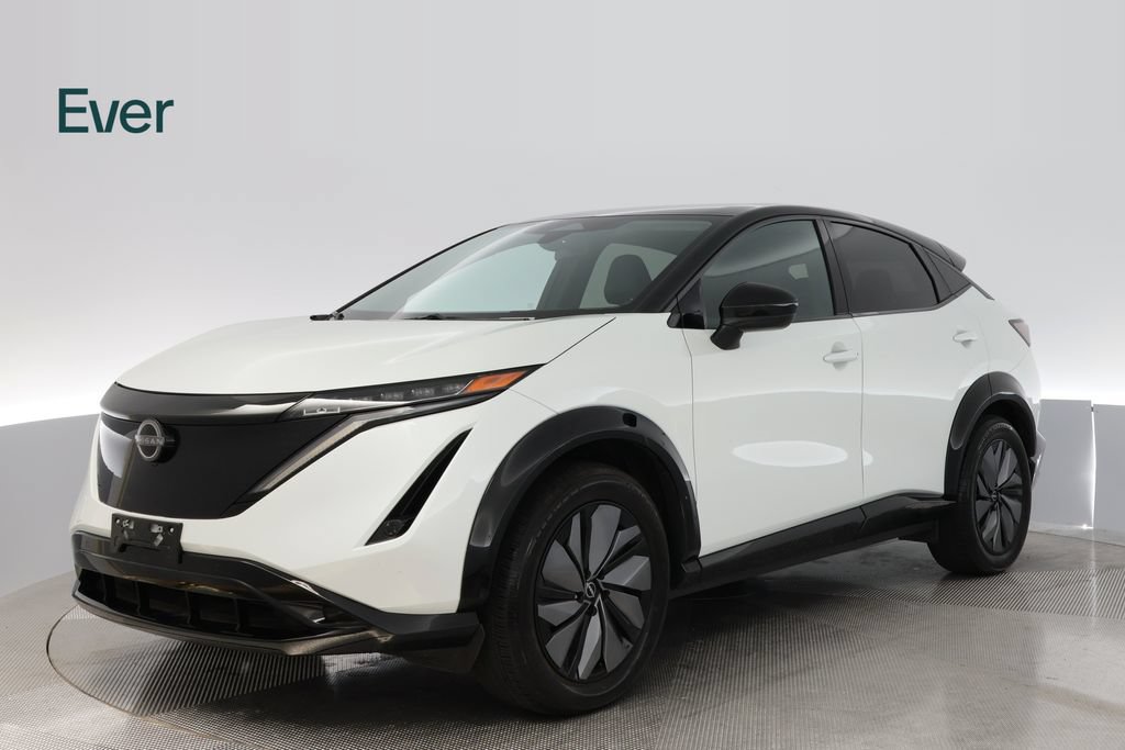 Used 2025 Nissan Ariya AWD image 2